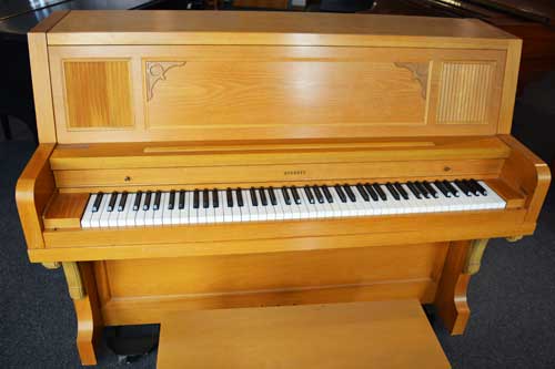 Everett Studio Piano