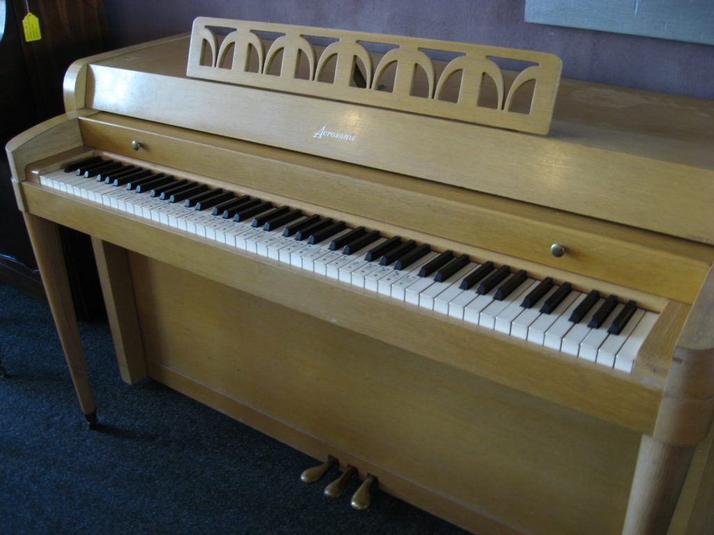 Acrosonic Spinet Piano by Baldwin 2 at 88 Keys Piano Warehouse & Showroom