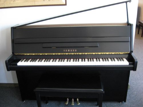 Yamaha model M1E Console Piano
