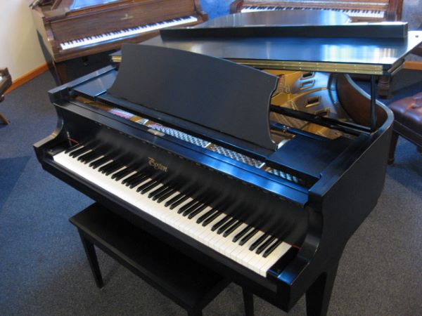 Boston model GP-163 Grand Piano