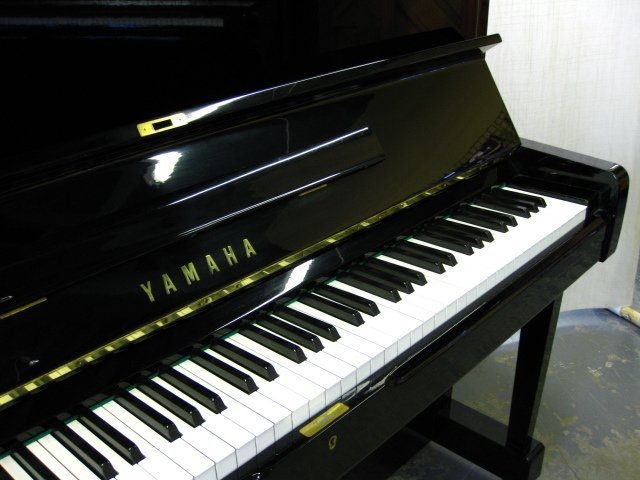 Yamaha model T118 Studio Upright Piano Bass at 88 Keys Piano Warehouse & Showroom