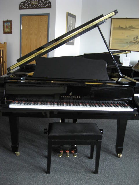 Young Chang model G-185 Grand Piano Front at 88 Keys Piano Warehouse & Showroom