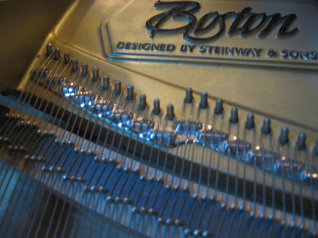 Boston model GP178 Grand Piano Steinway at 88 Keys Piano Warehouse & Showroom