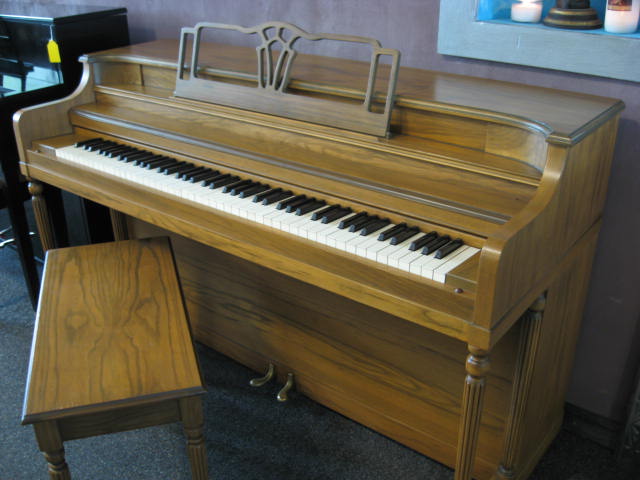 Hobart M Cable Spinet Piano Treble at 88 Keys Piano Warehouse & Showroom