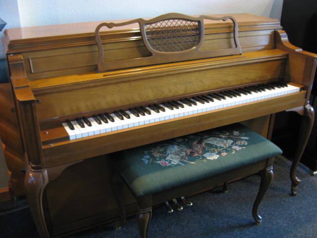 Story and Clark Queen Anne Console Piano Bass at 88 Keys Piano Warehouse & Showroom