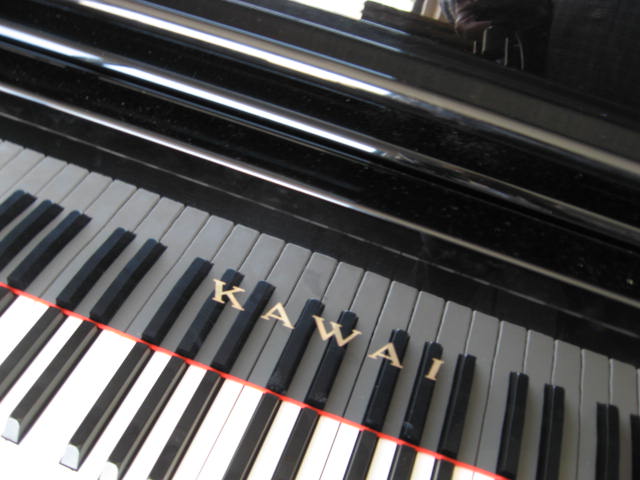 Kawai model US-6X Professional Upright Piano Fallboard at 88 Keys Piano Warehouse & Showroom