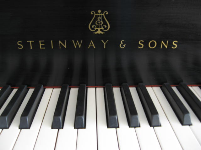 Steinway model L Ebony Grand Piano Decal at 88 Keys Piano Warehouse & Showroom