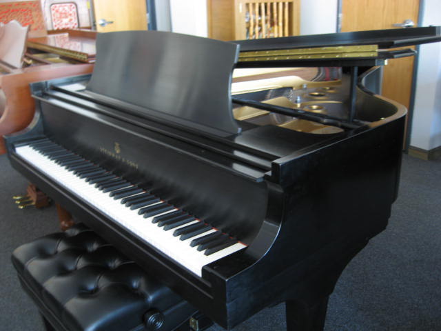 Steinway model L Ebony Grand Piano Treble at 88 Keys Piano Warehouse & Showroom