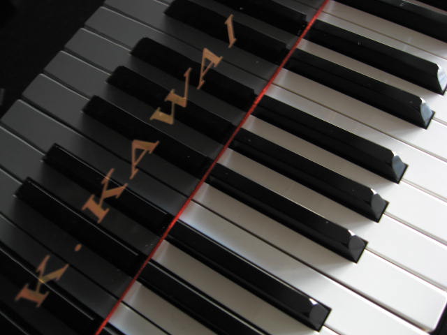 Kawai model RX-2 Grand Piano Decal at 88 Keys Piano Warehouse & Showroom
