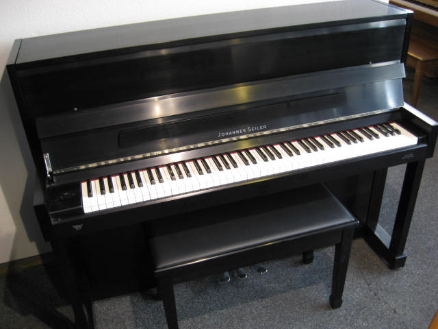 Johannes Seiler model GS-112N Piano Front at 88 Keys Piano Warehouse