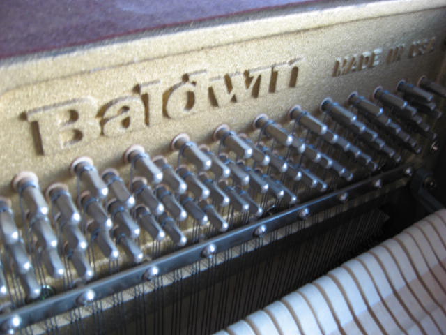 Baldwin model 623A Console Piano Plate at 88 Keys Piano Warehouse