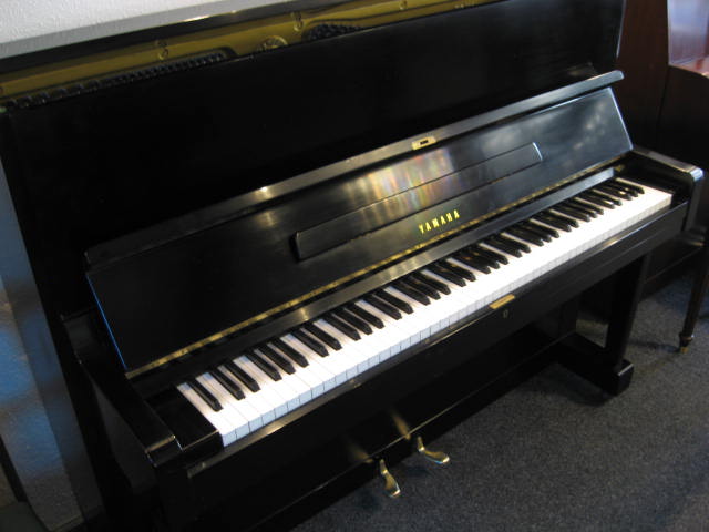 Yamaha model U1 Studio Upright Piano 3 Keyboard at 88 Keys Piano Warehouse