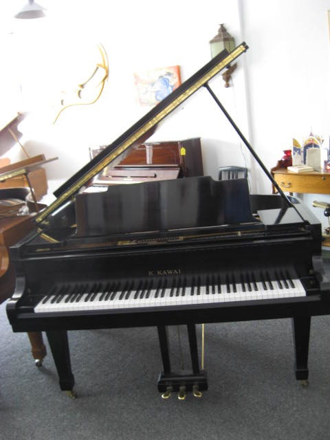 Kawai model KG-1C Grand Piano Lid at 88 Keys Piano Warehouse