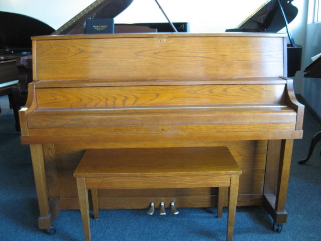 Yamaha model P22 Studio Upright Piano 6 Fallboard at 88 Keys Piano Warehouse