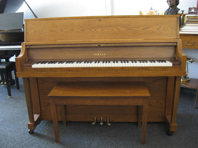 Yamaha model P202 Student Upright Piano Front at 88 Keys Piano Warehouse