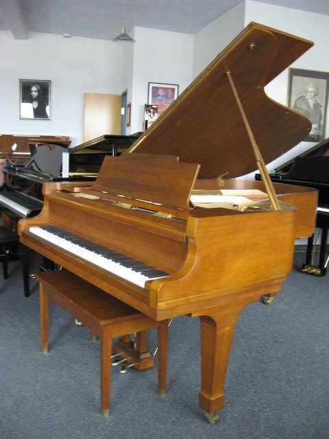 Kawai model KG-5C Grand Piano Side at 88 Keys Piano Warehouse